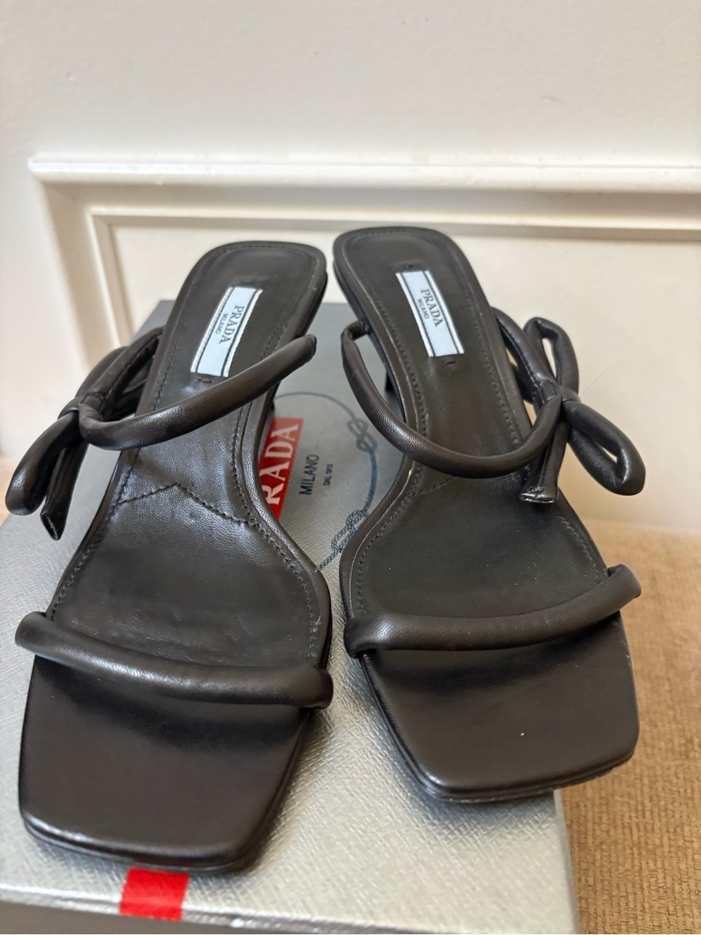 Prada triangle logo strap sandals kitten heels - Picture 3 of 8